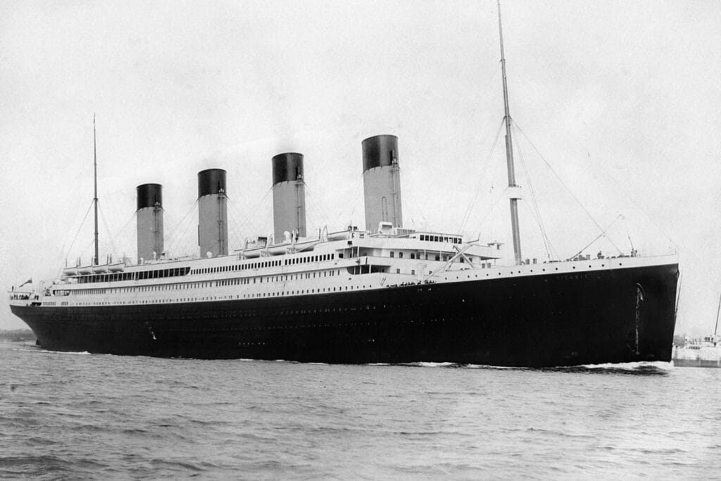 Taitanic Jahaaz Ka Itihaas